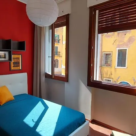 Antico Rio Acqua Dolce Apartment