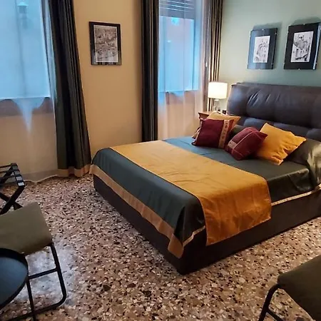 Apartment Antico Rio Acqua Dolce Venedig